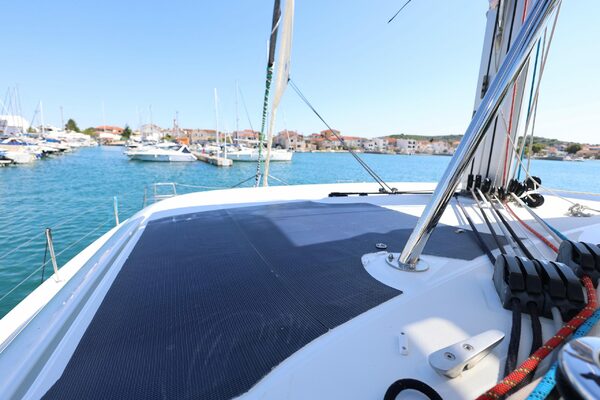 45ft Lagoon Yacht For Sale 45ft Lagoon Yacht For Sale