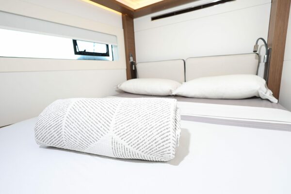 45ft Lagoon Yacht For Sale 45ft Lagoon Yacht For Sale