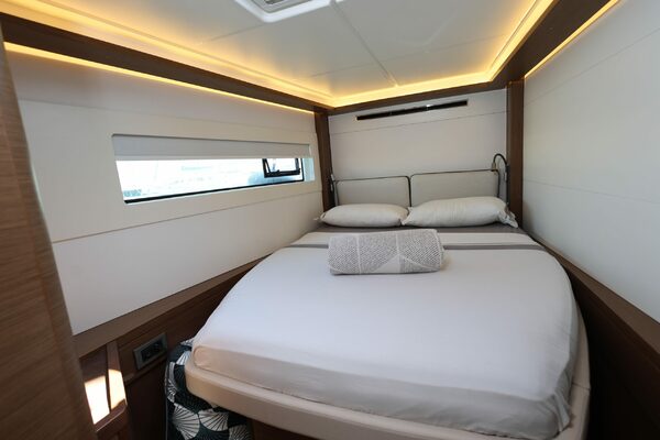 45ft Lagoon Yacht For Sale 45ft Lagoon Yacht For Sale