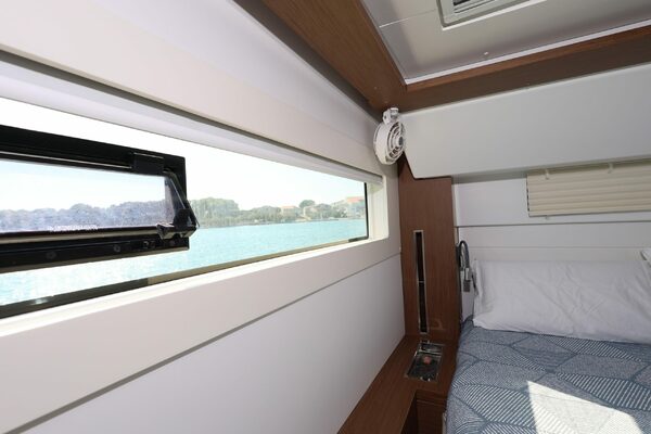 45ft Lagoon Yacht For Sale 45ft Lagoon Yacht For Sale
