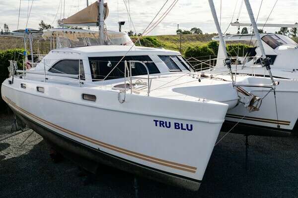 38-ft-Broadblue-2008-385-Tru Blu Gold Coast Queensland Australia  yacht for sale