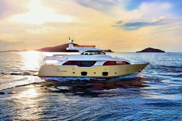 Photo of the 2013 Custom Line Custom "GIADA "