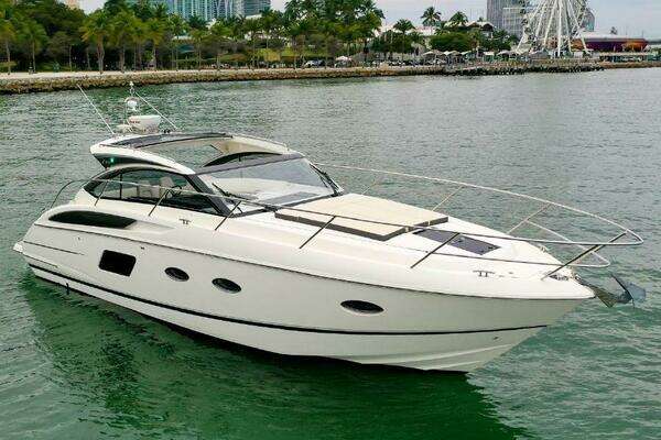 39-ft-Princess-2016-V39- Miami Florida United States  yacht for sale
