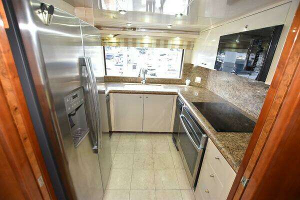 Hatteras  Yacht For Sale