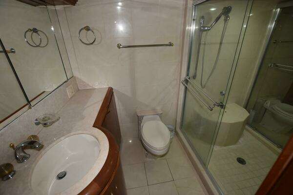 Hatteras  Yacht For Sale