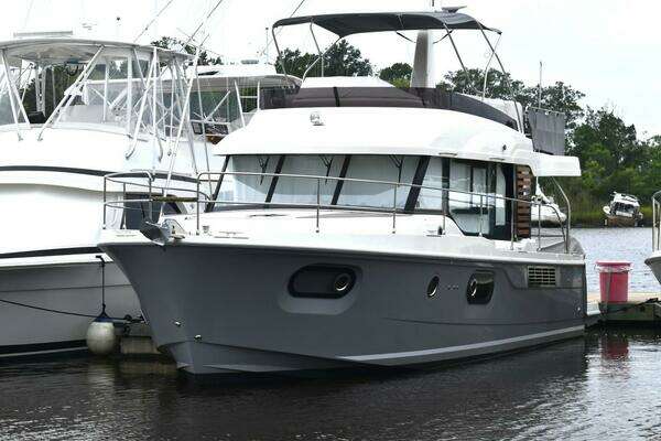 Beneteau - Swift Trawler 41 Fly