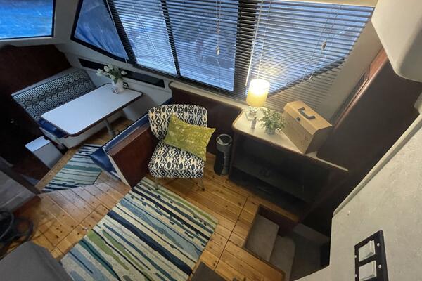 Carmina Purrana 33ft Carver Yacht For Sale