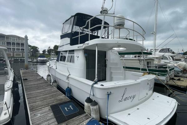 35ft Mainship Yacht For Sale