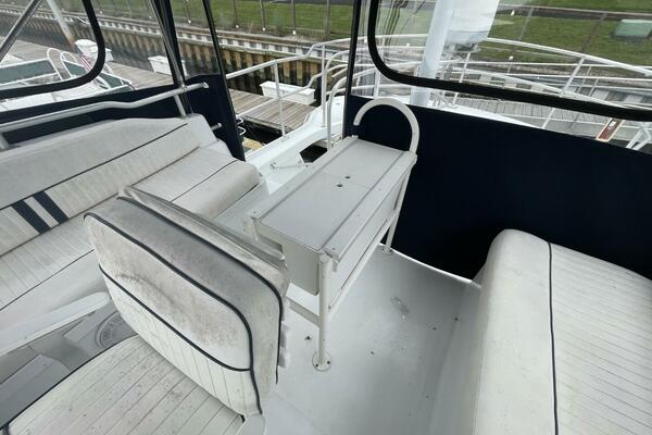 35ft Mainship Yacht For Sale