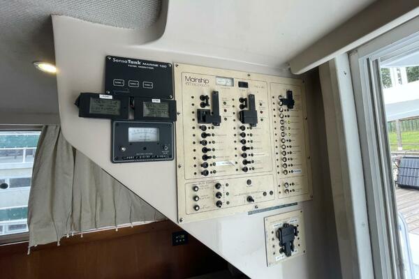 35ft Mainship Yacht For Sale