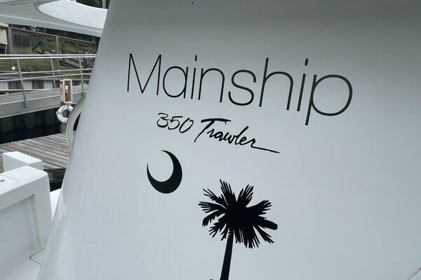 35ft Mainship Yacht For Sale