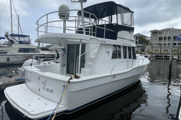 35ft Mainship Yacht For Sale