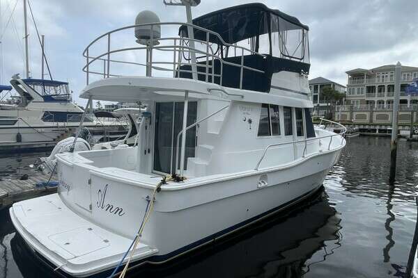 35-ft-Mainship-1997-350 Trawler-North Myrtle Beach South Carolina United States yacht for sale