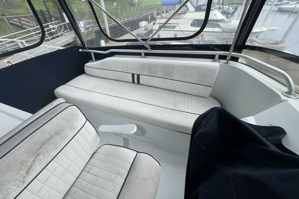 35ft Mainship Yacht For Sale