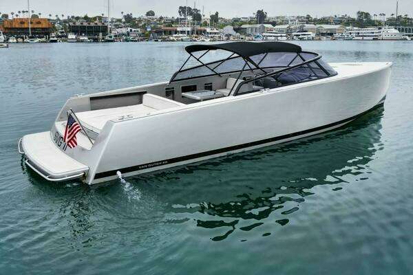 Photo of the 2017 Van Dutch  "SVG II"