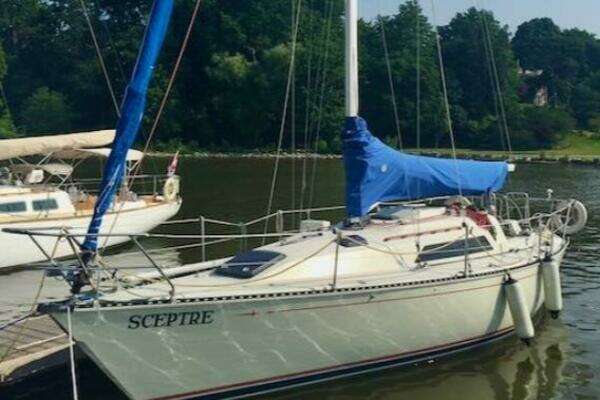 33-ft-C&C-1985-33 MKII-Sceptre-Toronto Canada yacht for sale