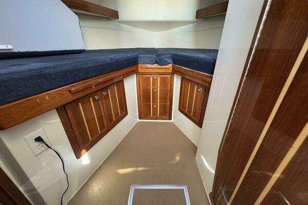 Ocean Sport  Yacht For Sale