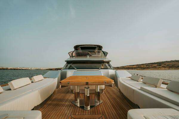 2013 Monte Carlo Yachts 86