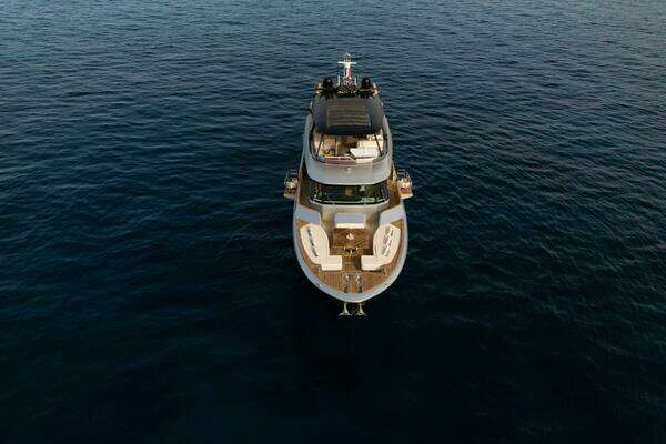2013 Monte Carlo Yachts 86