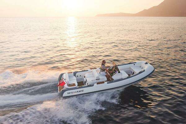 18-ft-Williams Jet Tenders-2017-DieselJet 565-San Remo Italy yacht for sale