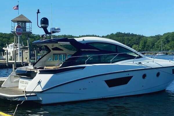 40-ft-Beneteau-2016-Gran Turismo 40-Ludington Michigan United States yacht for sale