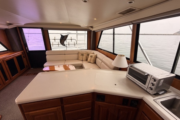 Photo of the 1994 Viking 50 Convertible "WILD RICE"