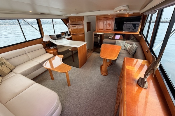 Photo of the 1994 Viking 50 Convertible "WILD RICE"