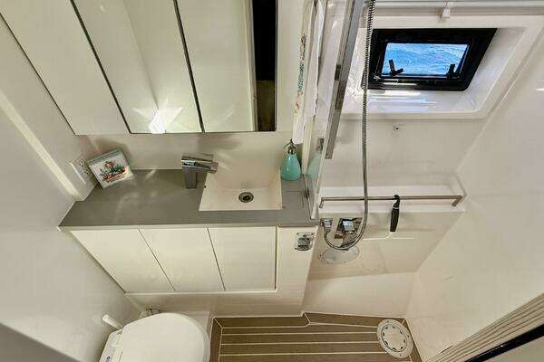 Leonard 45 Yacht For Sale