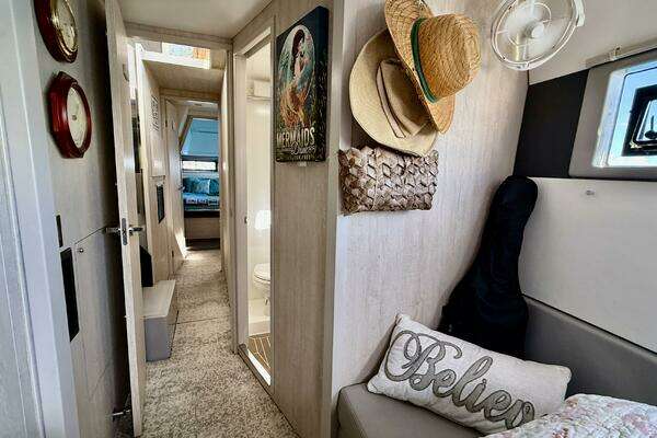 Leonard 45 Yacht For Sale