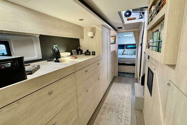 Leonard 45 Yacht For Sale