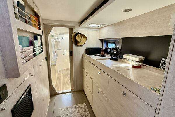 Leonard 45 Yacht For Sale