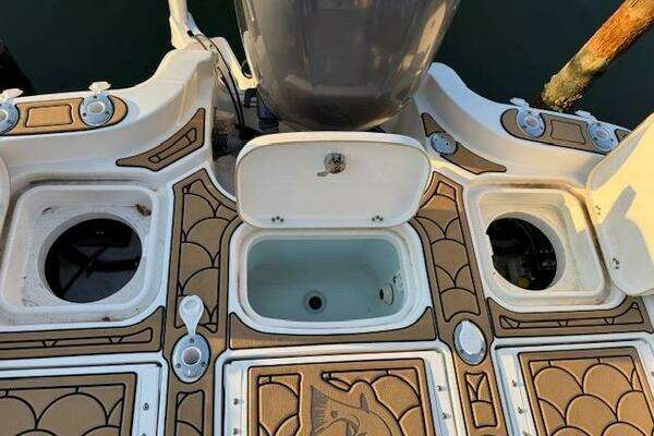 Sea Hunt BX 25 FS Yacht For Sale