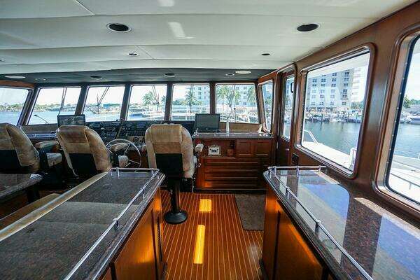 Sea Hunt BX 25 FS Yacht For Sale