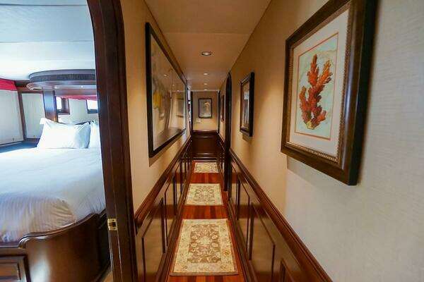 Sea Hunt BX 25 FS Yacht For Sale