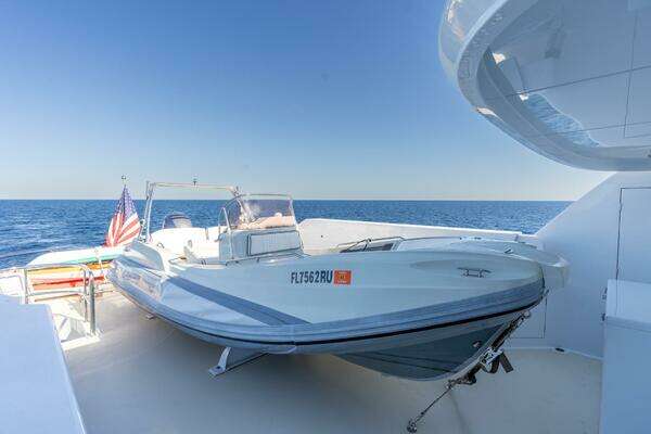 2001 Delta Marine 124