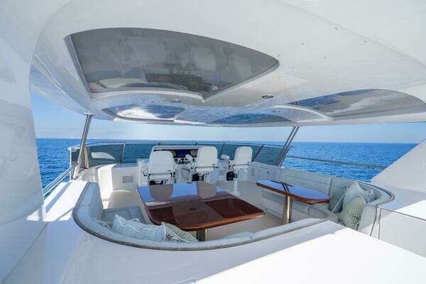 2001 Delta Marine 124