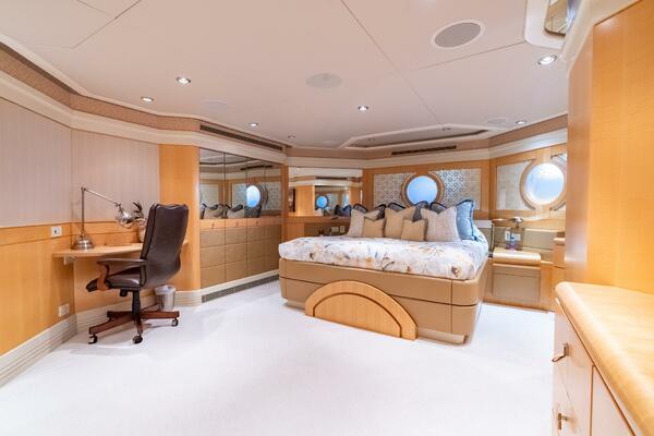 RUFFIAN 124ft Delta Marine Yacht For Sale