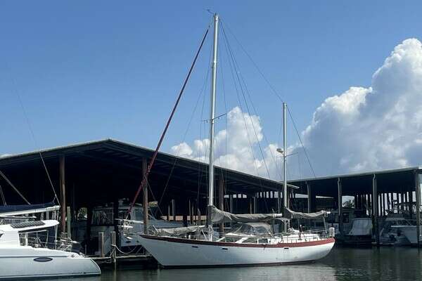 44-ft-Hardin-1979-Voyager-Miss Scarlet-Chester Maryland United States yacht for sale
