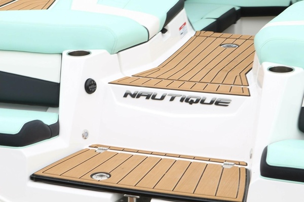 23ft Nautique Yacht For Sale