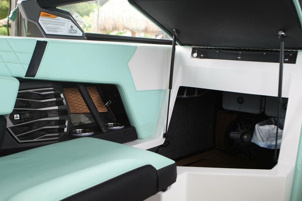 23ft Nautique Yacht For Sale