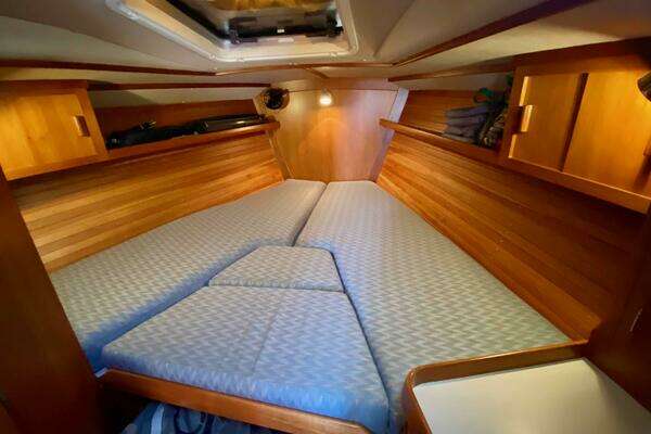 Photo of the 2001 J Boats J 46 "Navicula"