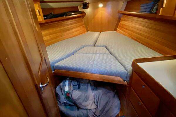 Photo of the 2001 J Boats J 46 "Navicula"