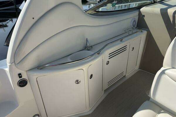 2002 Sea Ray 36