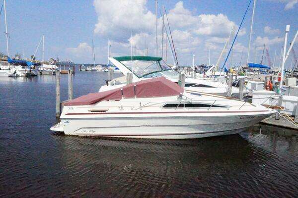 23-ft-Sea Ray-1988-Muskegon Michigan United States yacht for sale