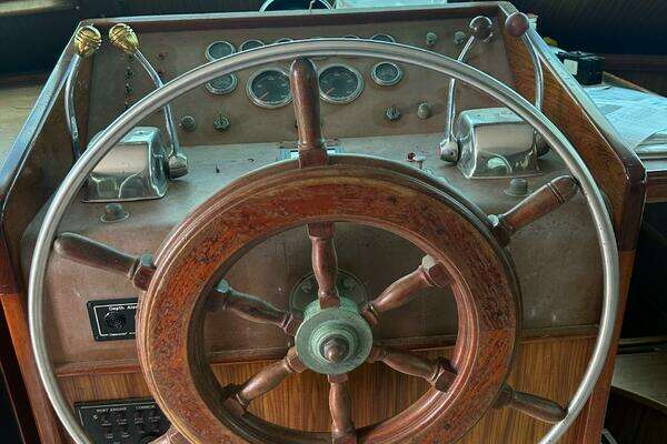 Photo of the 1983 Hatteras 