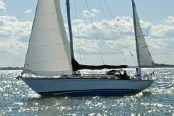 40ft Bristol Yacht For Sale