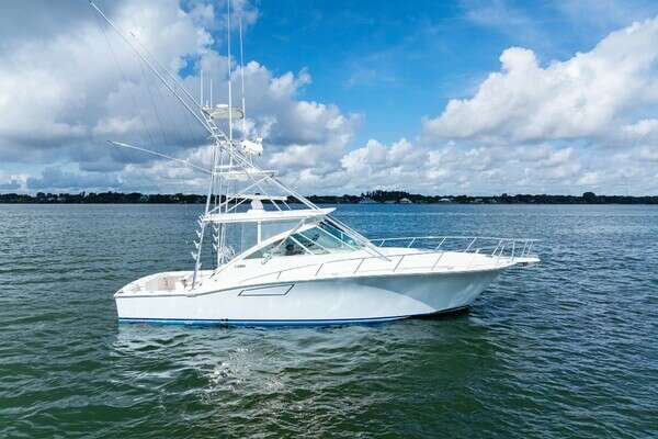 40-ft-Cabo-2004-40 Hardtop Express-Pescador-Ft. Pierce Florida United States yacht for sale