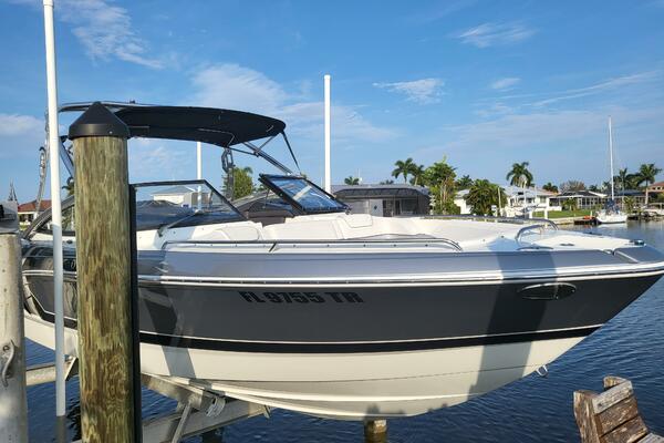 27ft Formula Yacht For Sale