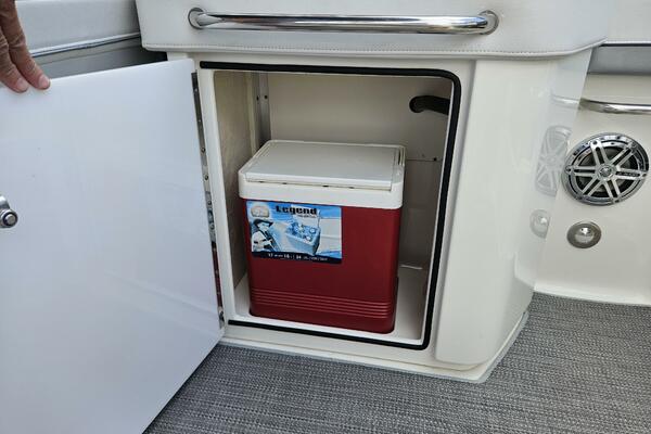 27ft Formula Yacht For Sale