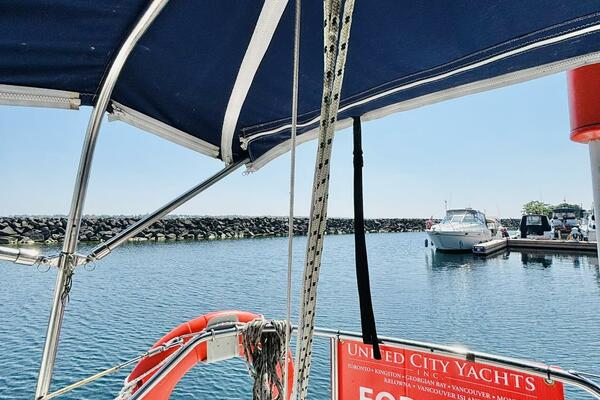 ORION 37ft Hunter Yacht For Sale